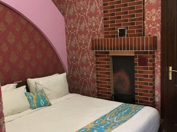 Отель Mosaic Boutique