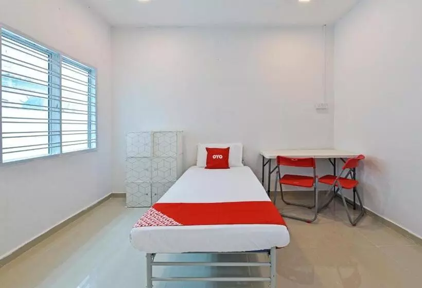 Hotelli Narasindo Cottage By Oyo