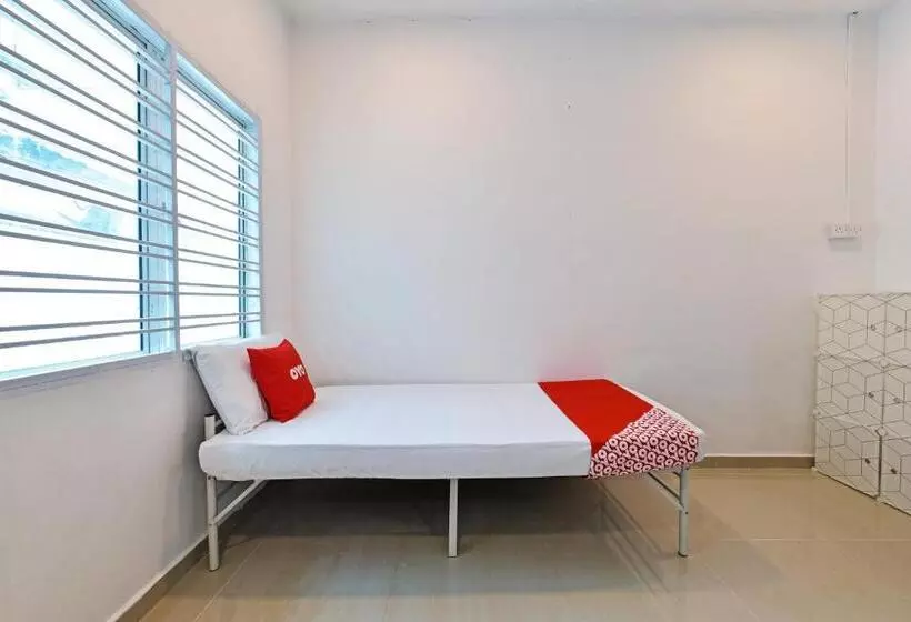 Hotelli Narasindo Cottage By Oyo