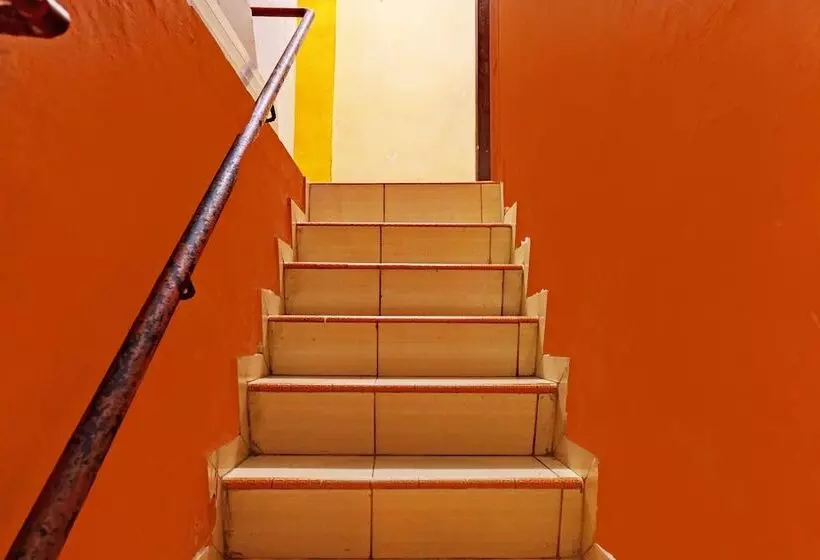 هتل Spot On 92192 Hana Staynearnagoya Hill Mall