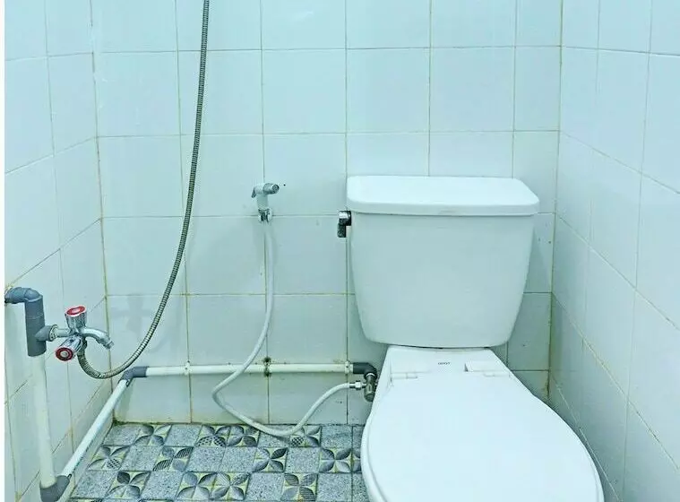 هتل Spot On 92192 Hana Staynearnagoya Hill Mall