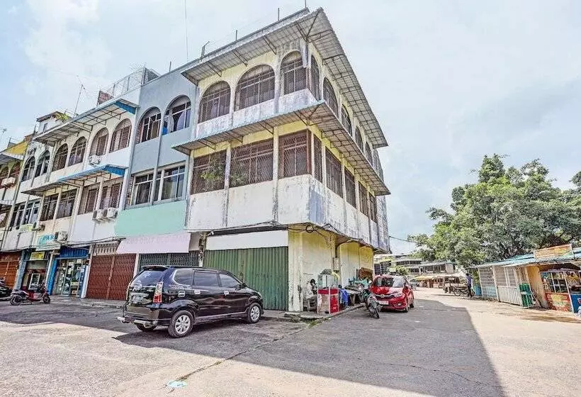 هتل Spot On 92192 Hana Staynearnagoya Hill Mall