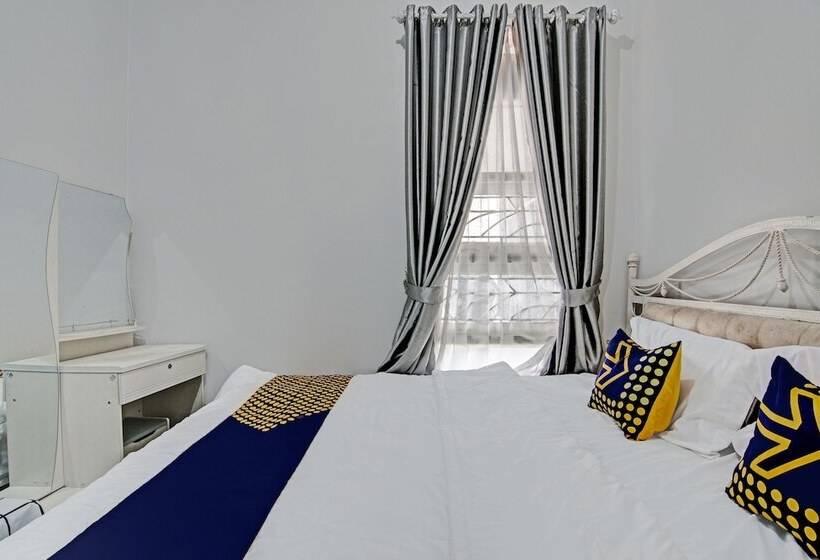 בית מלון כפרי Spot On 92536 Teguh Homestay Syariah