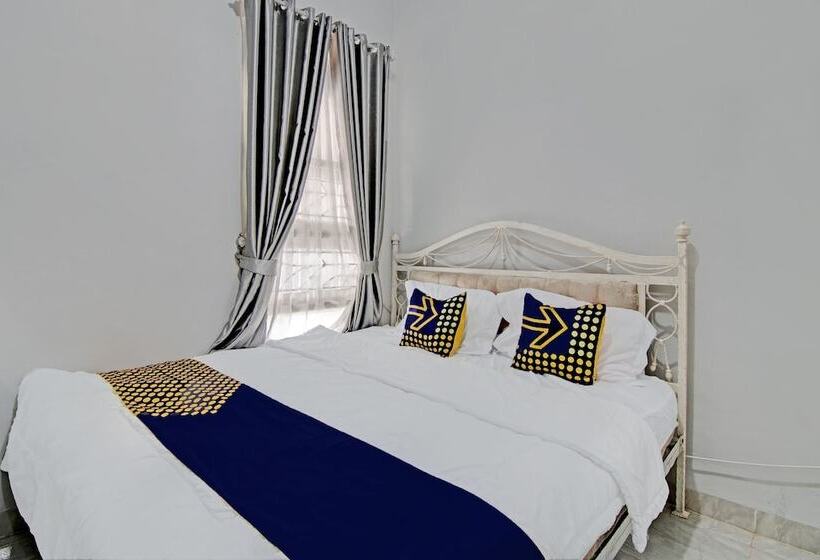 בית מלון כפרי Spot On 92536 Teguh Homestay Syariah