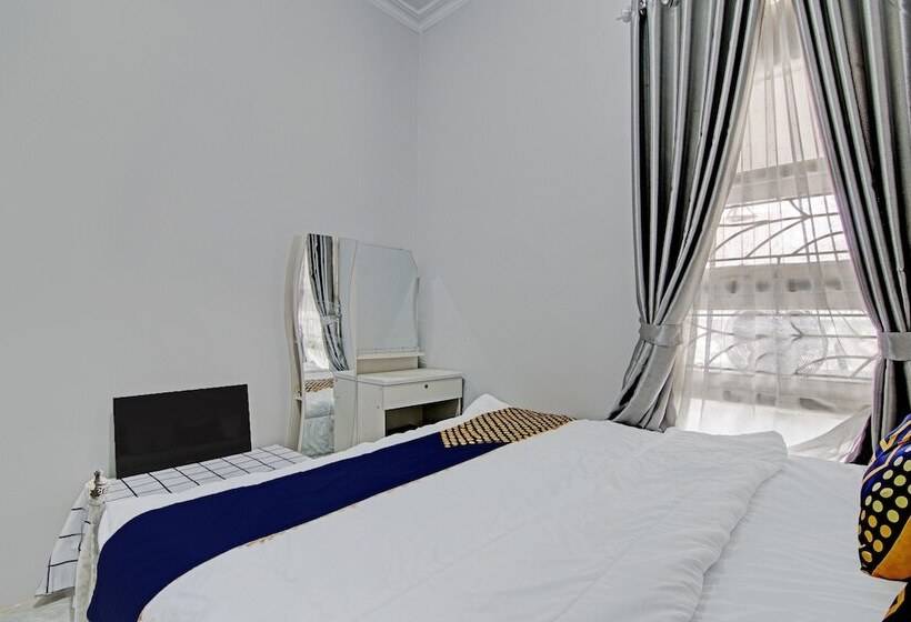 בית מלון כפרי Spot On 92536 Teguh Homestay Syariah