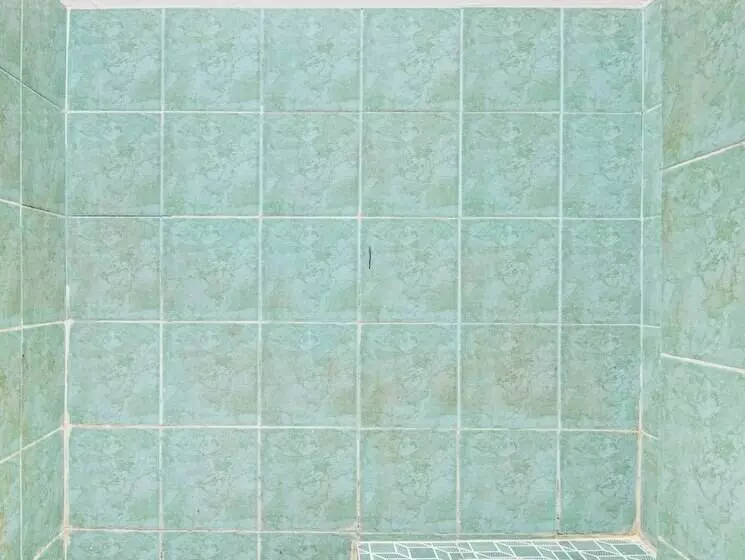 Hotelli Spot On 92536 Teguh Homestay Syariah