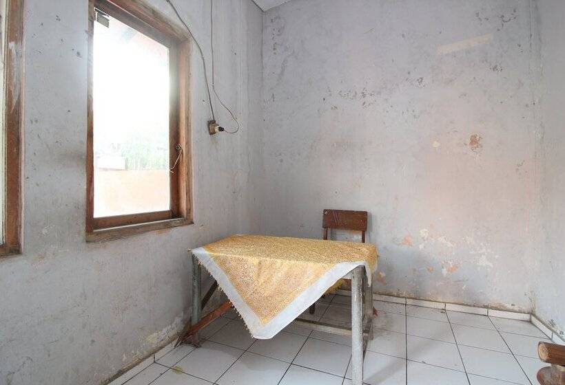 Hotel Spot On 92738 Wisma Bani Pandi Syariah