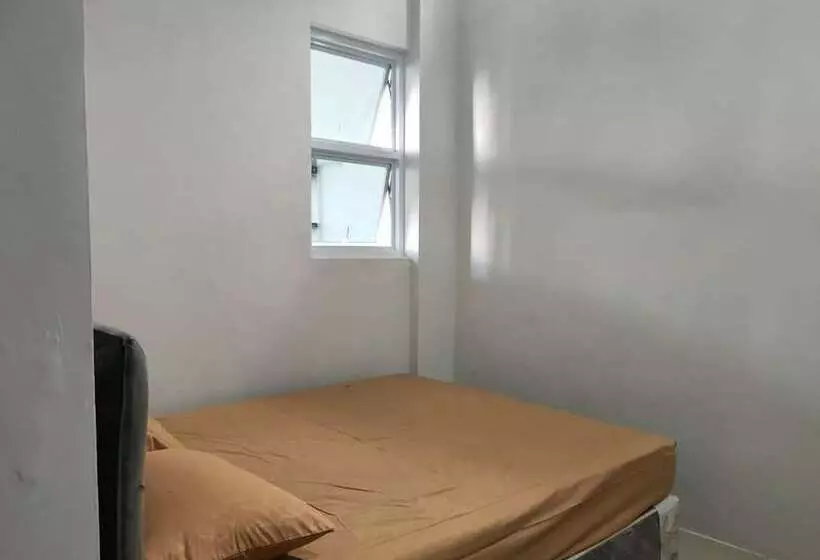 Hotelli Spot On 92900 Kost 3 Kelor Syariah