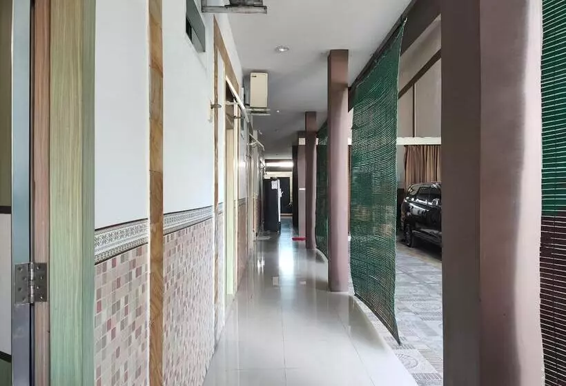 Hotelli Spot On 92900 Kost 3 Kelor Syariah