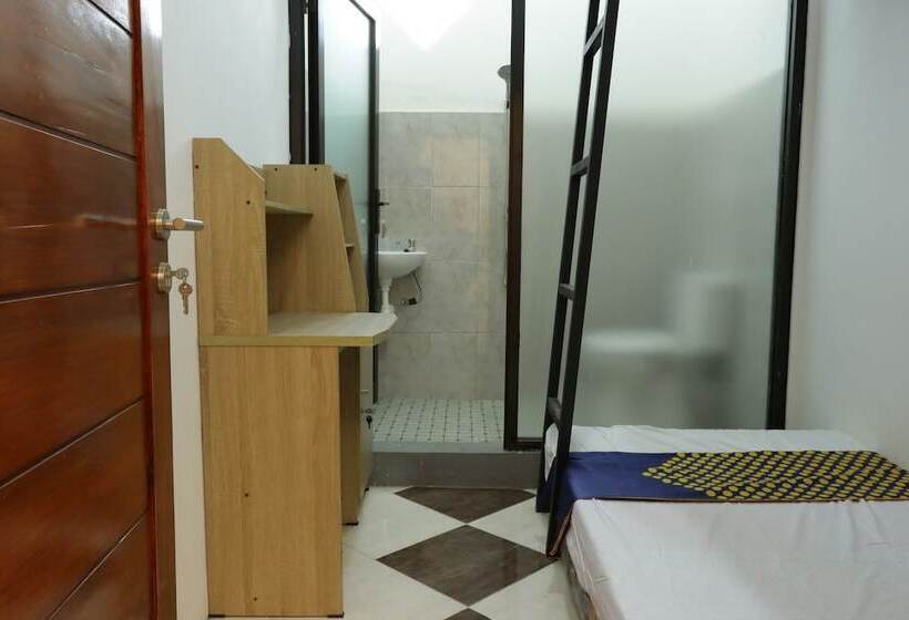 Hotel Spot On 93189 Rumah Berkah Syariah