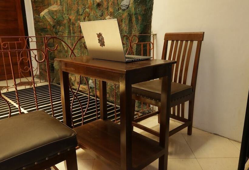 Hotel Spot On 93189 Rumah Berkah Syariah