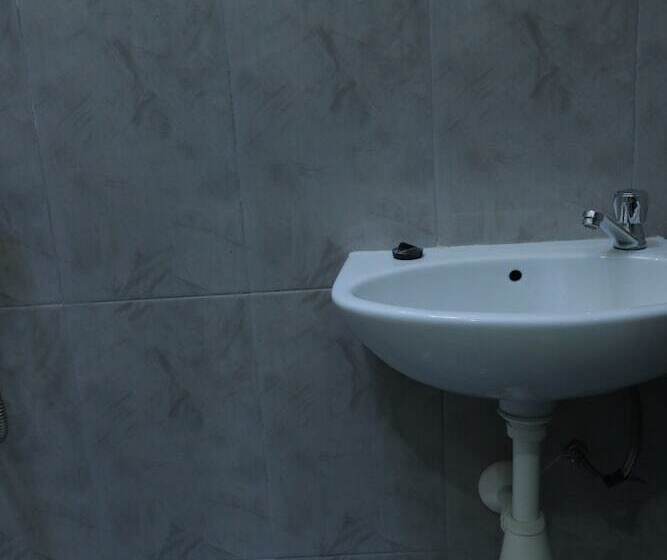 Hotel Spot On 93189 Rumah Berkah Syariah