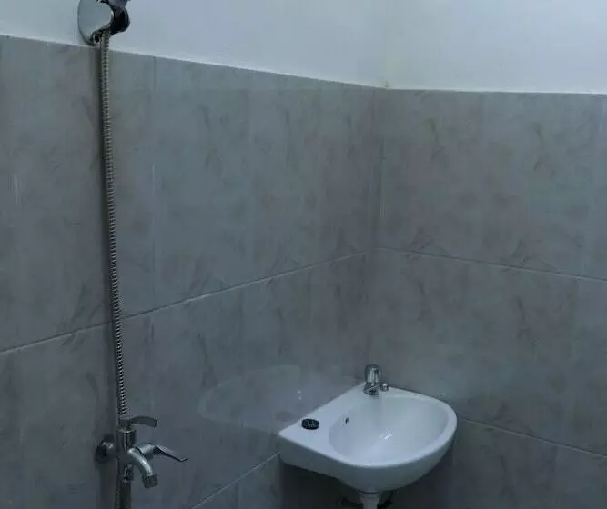 Hotelli Spot On 93189 Rumah Berkah Syariah