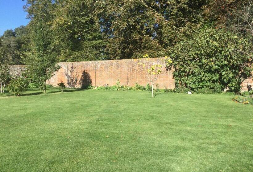 בית מלון כפרי Stack Yard Cottage