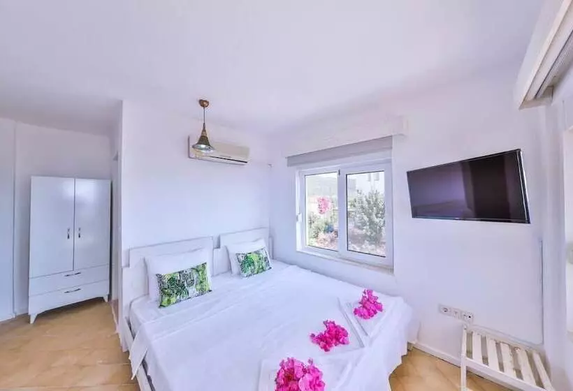 Hotelli Tübin Kültür Evi