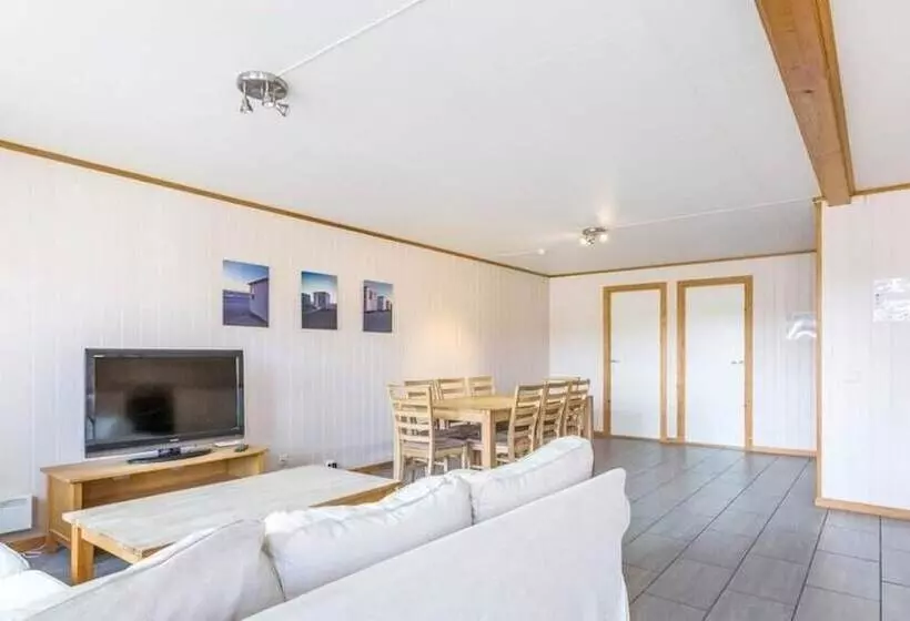 Lillsand Apartment As