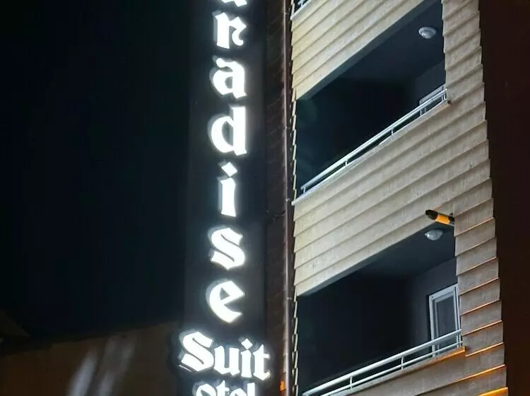 Paradise Suit Otel