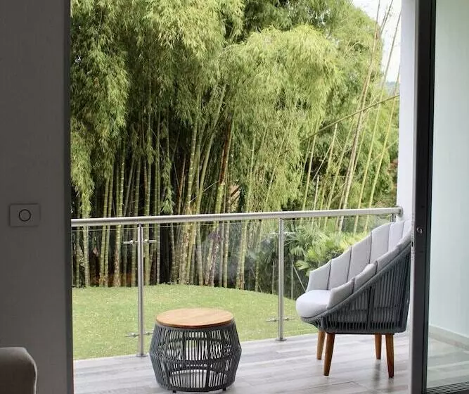 ペンション Casa Giraldo