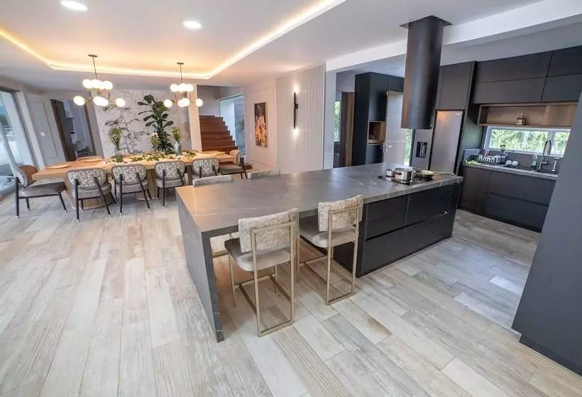 ペンション Casa Giraldo