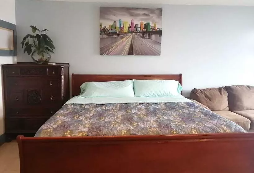 Majatalo Digby Sailboat Suites