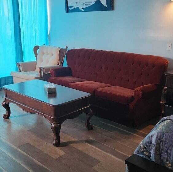 پانسیون Digby Sailboat Suites