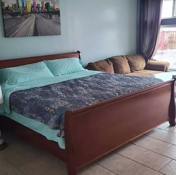 Majatalo Digby Sailboat Suites