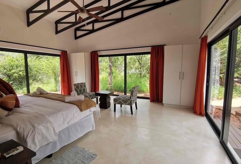 ペンション Gem In The Bush Lodge