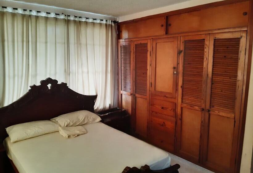 ペンション Posada Mirny