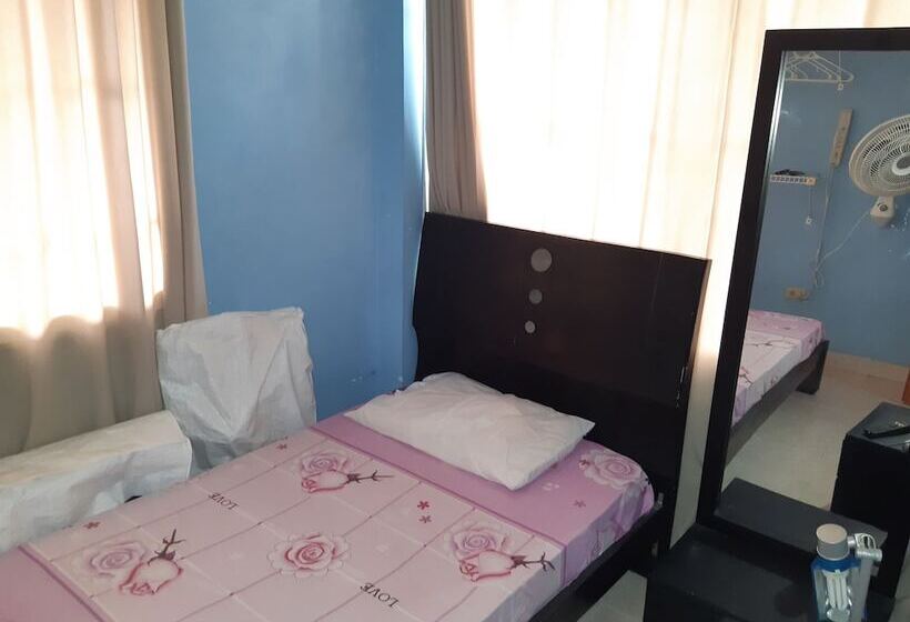 ペンション Posada Mirny