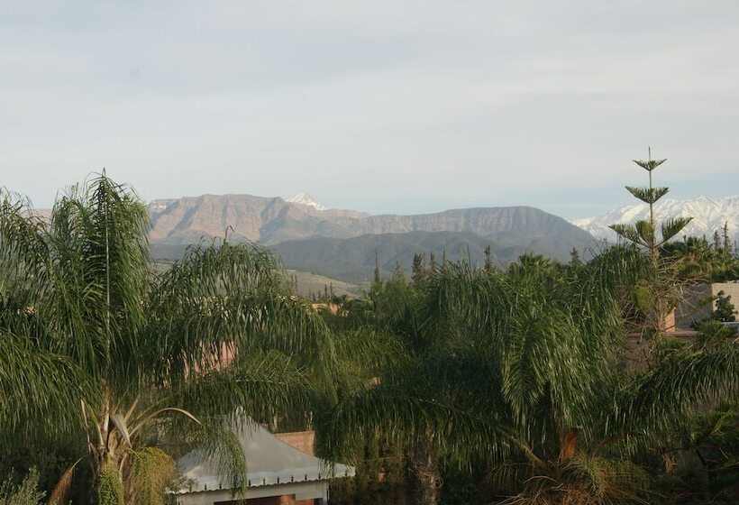 پانسیون Villa Dalia