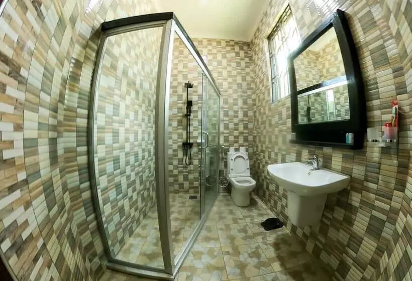 Sandmark Hotel Serengeti