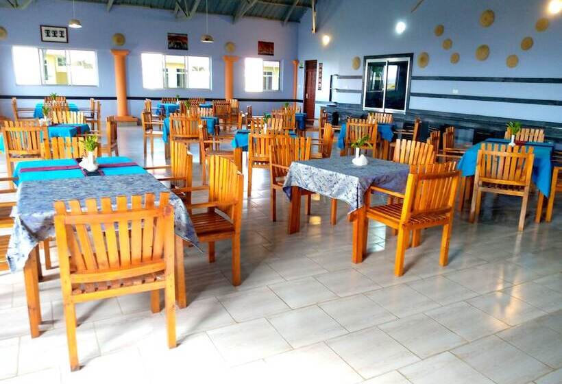 Sandmark Hotel Serengeti