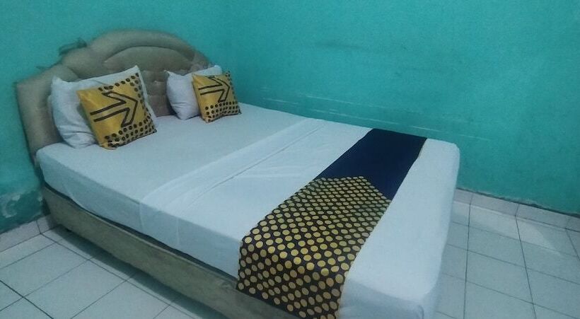 Spot On 92368 Hotel Erkas