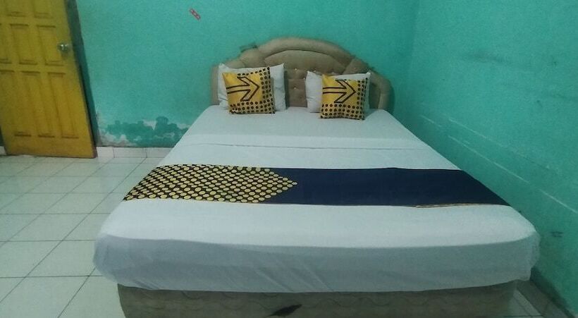 Spot On 92368 Hotel Erkas