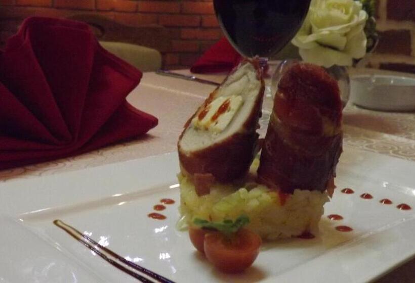 Casa Iris Hotel & Restaurant