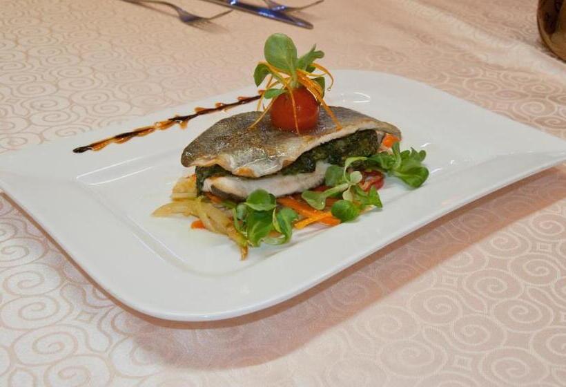 Casa Iris Hotel & Restaurant