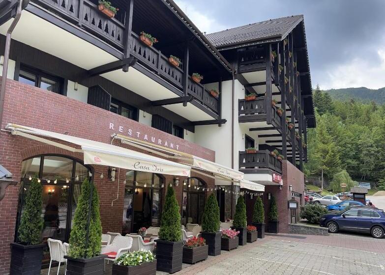 Casa Iris Hotel & Restaurant