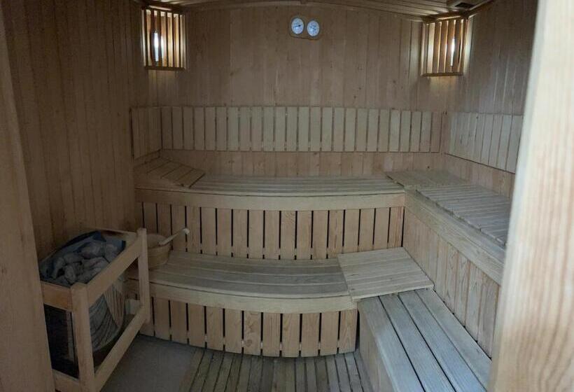 Casa Iris Hotel & Restaurant