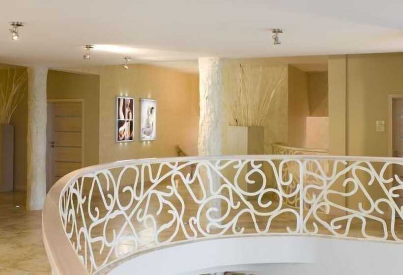 Отель Afrodyta Spa & Wellness Resort