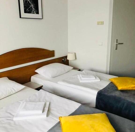 בית מלון כפרי Aqua