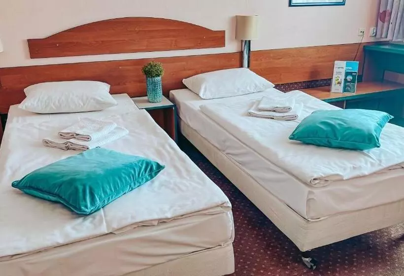 Hotelli Aqua