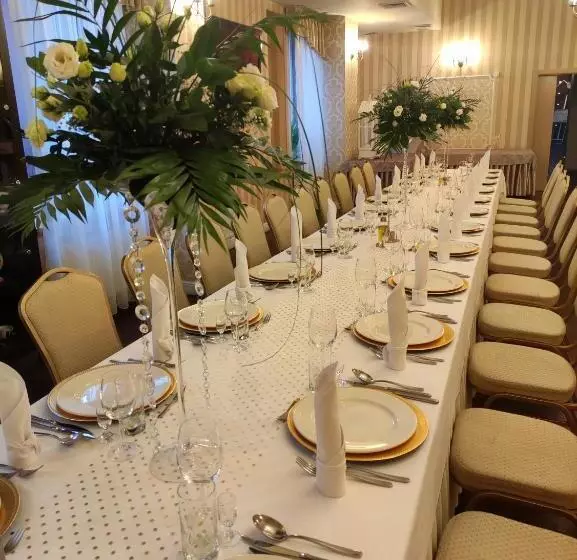 Aviator Hotel Restauracja & Spa