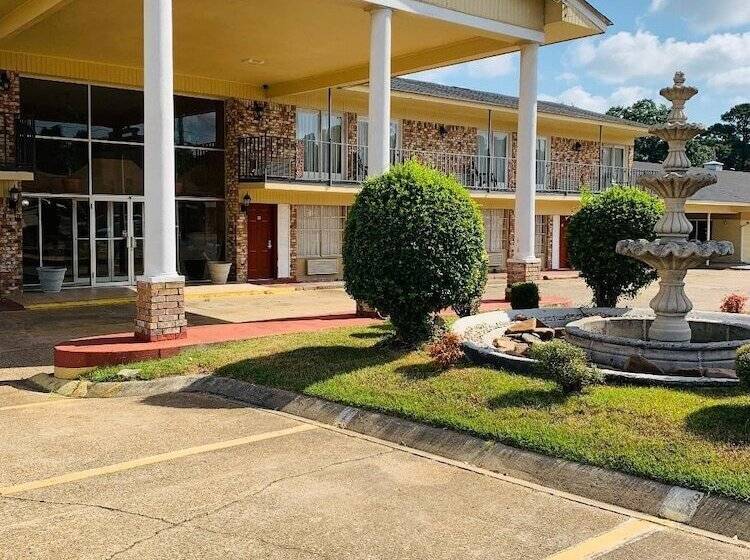 酒店 Coachman S Inn