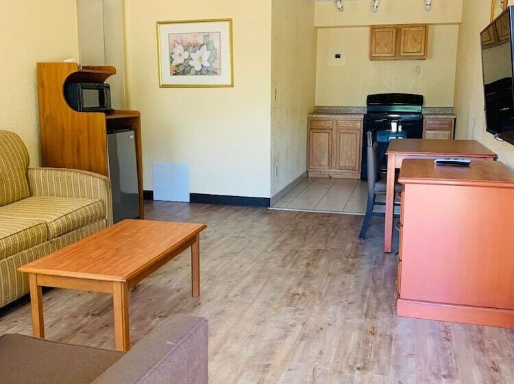 酒店 Coachman S Inn