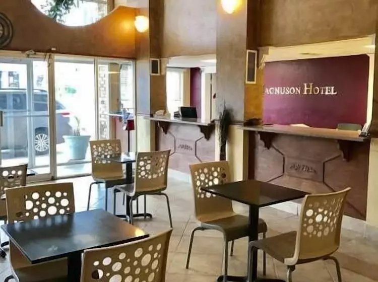 ホテル Coachman S Inn