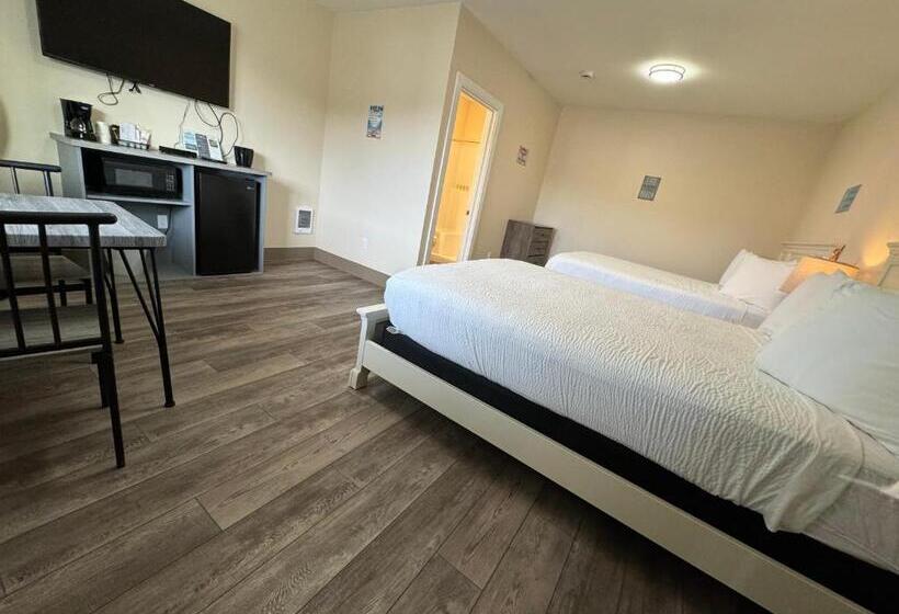 ホテル Coastal Inn And Suites