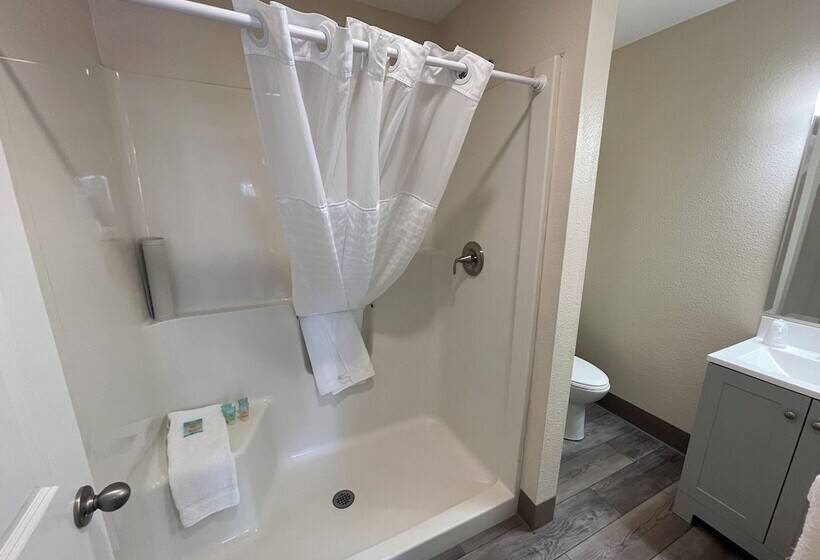 ホテル Coastal Inn And Suites