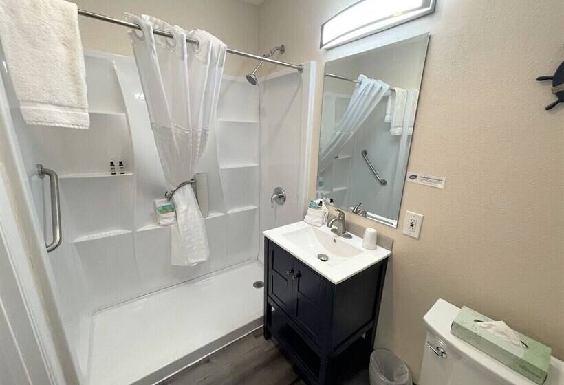 ホテル Coastal Inn And Suites