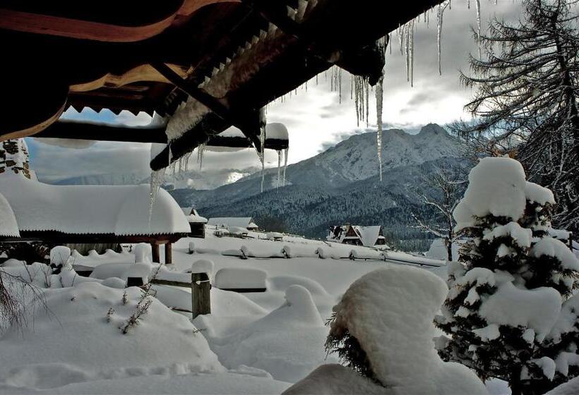 בית מלון כפרי Goralski Dwor