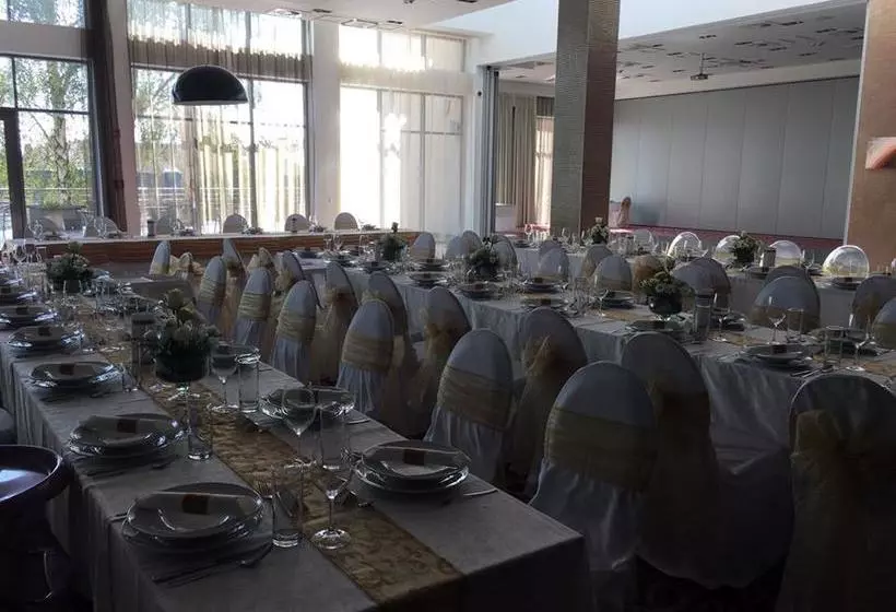 Hotelli Gunaras Resort Spa